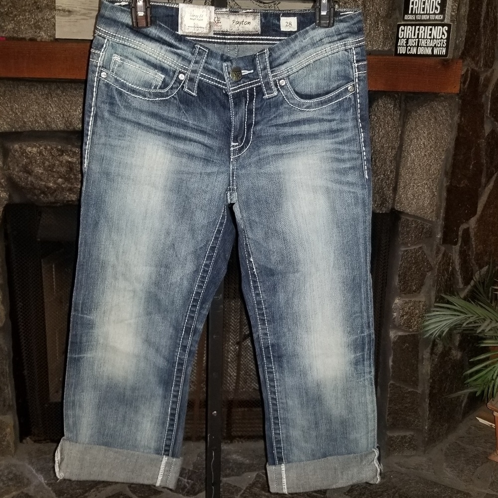 BKE Payton Curvy fit Capris